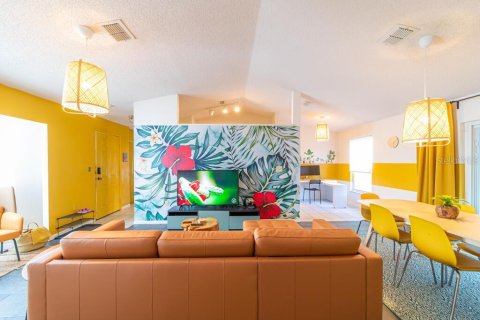 Villa ou maison à vendre à Kissimmee, Floride: 3 chambres, 112.32 m2 № 1854642 - photo 11