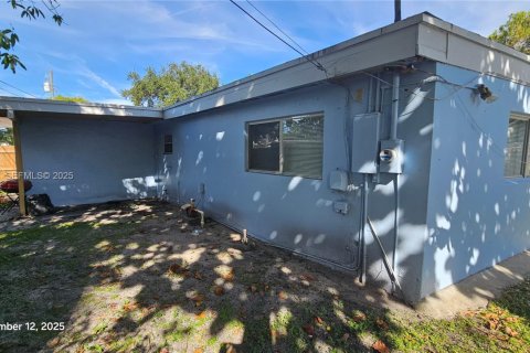 Villa ou maison à louer à Hollywood, Floride: 4 chambres, 155.33 m2 № 1988867 - photo 6