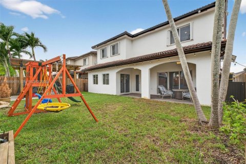 Casa en alquiler en Miami, Florida, 3 dormitorios, 244.24 m2 № 2049134 - foto 29