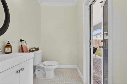 Casa en alquiler en Miami, Florida, 3 dormitorios, 244.24 m2 № 2049134 - foto 21