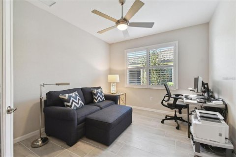 House in Venice, Florida 2 bedrooms, 145.67 sq.m. № 2152128 - photo 22