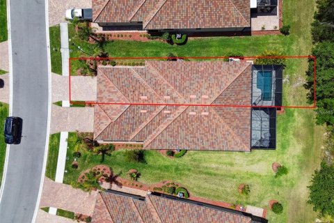 House in Venice, Florida 2 bedrooms, 145.67 sq.m. № 2152128