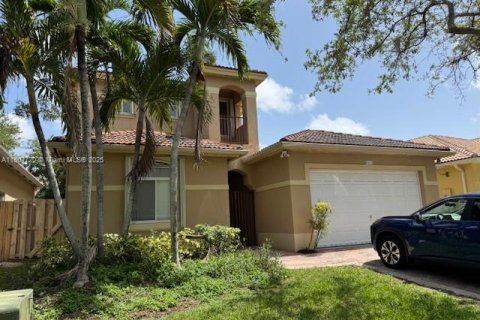 House in Palmetto Bay, Florida 5 bedrooms, 245.08 sq.m. № 1775871 - photo 1