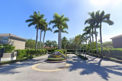 House in Palmetto Bay, Florida 5 bedrooms, 245.08 sq.m. № 1775871 - photo 2