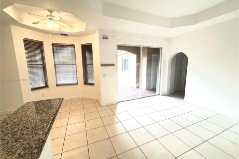 House in Palmetto Bay, Florida 5 bedrooms, 245.08 sq.m. № 1775871 - photo 7