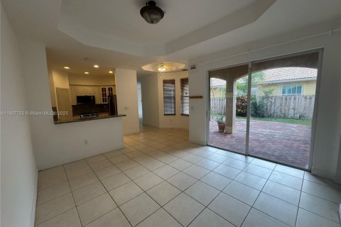 House in Palmetto Bay, Florida 5 bedrooms, 245.08 sq.m. № 1775871 - photo 6