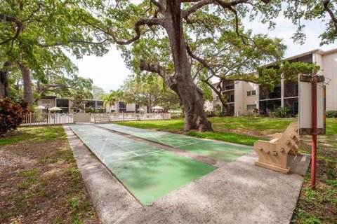 Condo in Dunedin, Florida, 2 bedrooms  № 2202690 - photo 26