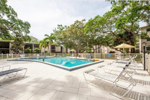 Condo in Dunedin, Florida, 2 bedrooms  № 2202690 - photo 25