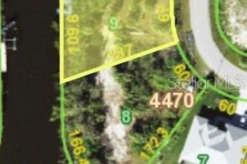 Terreno en venta en Port Charlotte, Florida № 1787987 - foto 7