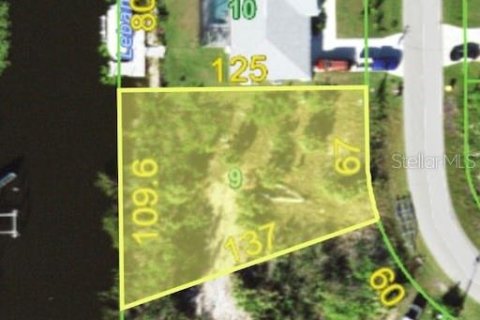 Terreno en venta en Port Charlotte, Florida № 1787987 - foto 1