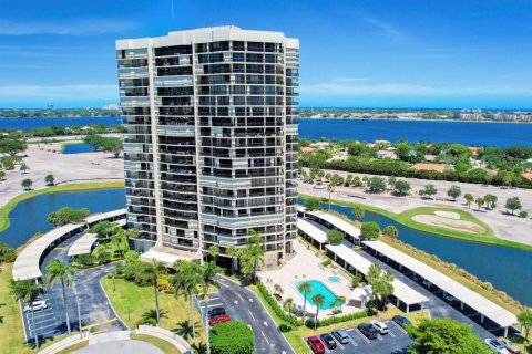 Condominio en venta en West Palm Beach, Florida, 3 dormitorios, 204.38 m2 № 1146234 - foto 1
