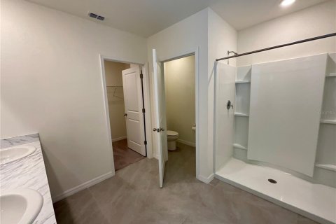 Villa ou maison à vendre à Wesley Chapel, Floride: 4 chambres, 220.36 m2 № 2113156 - photo 17