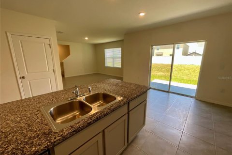Villa ou maison à vendre à Wesley Chapel, Floride: 4 chambres, 220.36 m2 № 2113156 - photo 8