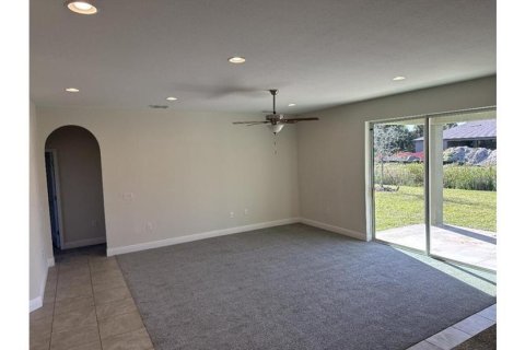 House in North Port, Florida 4 bedrooms, 192.03 sq.m. № 2128379 - photo 5