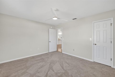 Villa ou maison à vendre à Summerfield, Floride: 2 chambres, 173.45 m2 № 2223541 - photo 19