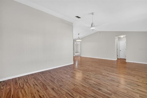 Villa ou maison à vendre à Summerfield, Floride: 2 chambres, 173.45 m2 № 2223541 - photo 7