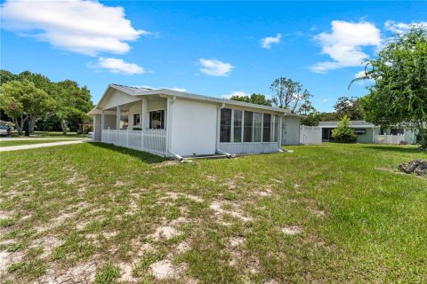 House in Ocala, Florida 2 bedrooms, 93.65 sq.m. № 1784949 - photo 2