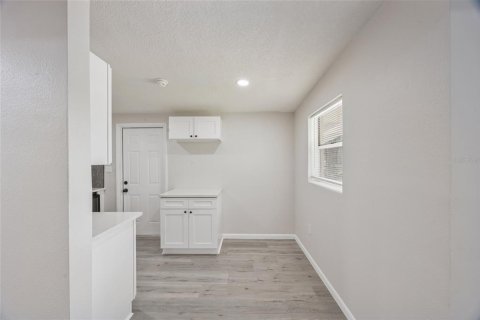 House in Lakeland, Florida 3 bedrooms, 77.29 sq.m. № 1749697 - photo 9
