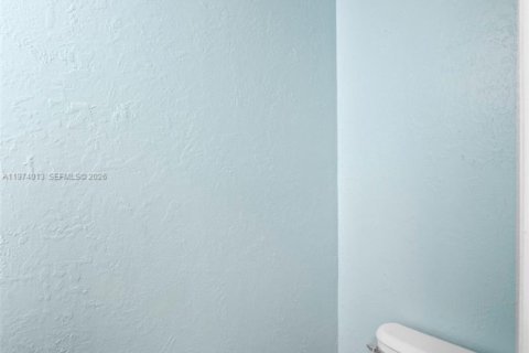 Townhouse in Cooper City, Florida 3 bedrooms, 120.96 sq.m. № 2038346 - photo 22