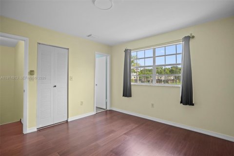 Townhouse in Cooper City, Florida 3 bedrooms, 120.96 sq.m. № 2038346 - photo 27