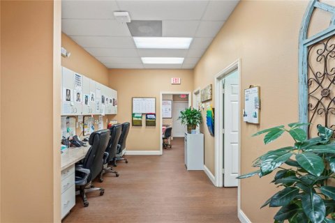 Propiedad comercial en venta en Spring Hill, Florida, 434.97 m2 № 1650153 - foto 27