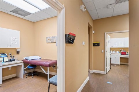 Immobilier commercial à vendre à Spring Hill, Floride: 434.97 m2 № 1650153 - photo 21
