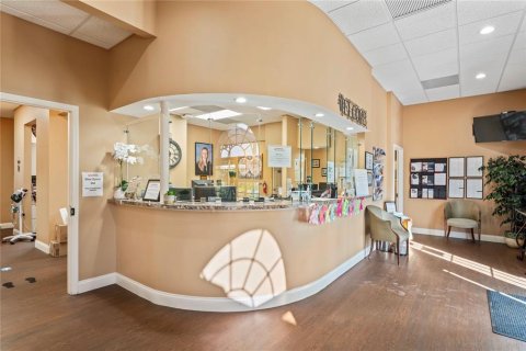 Propiedad comercial en venta en Spring Hill, Florida, 434.97 m2 № 1650153 - foto 9