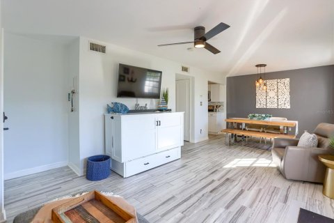 Copropriété à louer à Saint Petersburg, Floride: 1 chambre, 62.06 m2 № 1735418 - photo 8