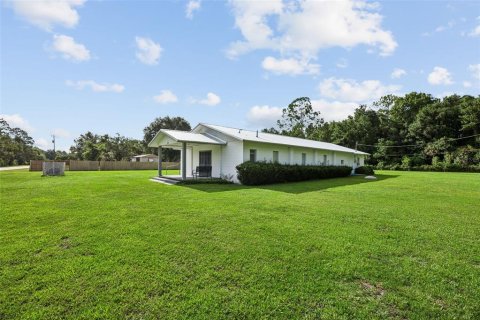 House in Palatka, Florida 2 bedrooms, 207.36 sq.m. № 2280593