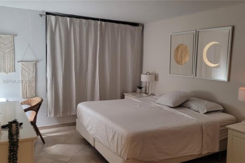 Copropriété à louer à Miami Beach, Floride: 1 chambre, 67.45 m2 № 2352862 - photo 23
