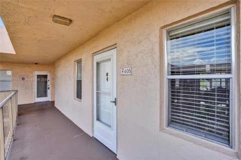 Copropriété à vendre à Lauderdale Lakes, Floride: 1 chambre, 69.49 m2 № 2012283 - photo 5
