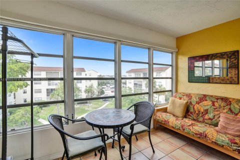 Copropriété à vendre à Lauderdale Lakes, Floride: 1 chambre, 69.49 m2 № 2012283 - photo 22