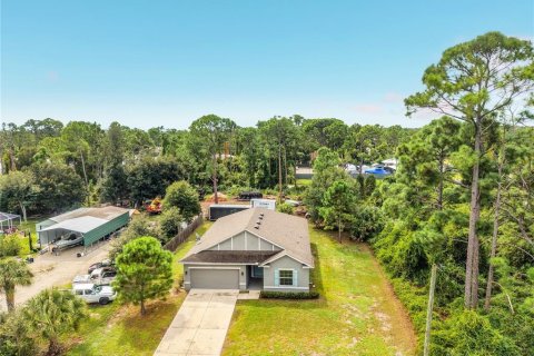 Villa ou maison à vendre à North Port, Floride: 3 chambres, 149.2 m2 № 2403101 - photo 4