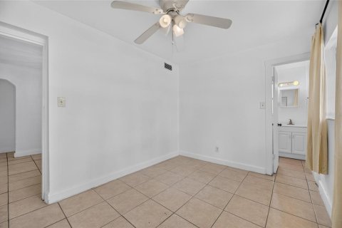 Villa ou maison à louer à Tampa, Floride: 3 chambres, 144.37 m2 № 2096085 - photo 22
