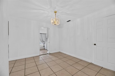 Villa ou maison à louer à Tampa, Floride: 3 chambres, 144.37 m2 № 2096085 - photo 10