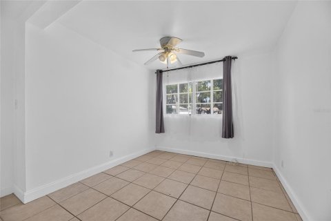Villa ou maison à louer à Tampa, Floride: 3 chambres, 144.37 m2 № 2096085 - photo 19