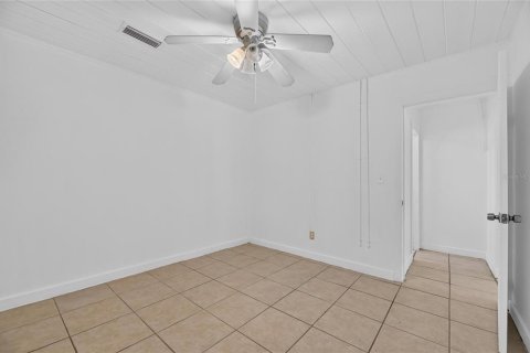 Villa ou maison à louer à Tampa, Floride: 3 chambres, 144.37 m2 № 2096085 - photo 29