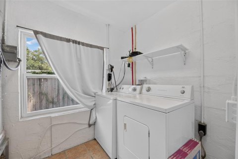 Villa ou maison à louer à Tampa, Floride: 3 chambres, 144.37 m2 № 2096085 - photo 14