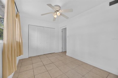 Villa ou maison à louer à Tampa, Floride: 3 chambres, 144.37 m2 № 2096085 - photo 23