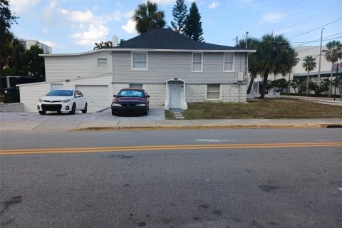 Casa en Daytona Beach, Florida 7 dormitorios, 280.29 m2 № 2364591