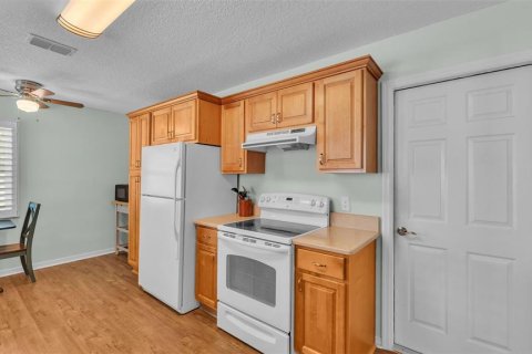 House in Lakeland, Florida 2 bedrooms, 119.57 sq.m. № 1887009 - photo 12