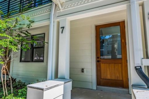 Снять в аренду виллу или дом в Тампа, Флорида 6 комнат, 232.07м2, № 1788275 - фото 6