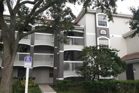 Condominio en alquiler en Orlando, Florida, 1 dormitorio, 79.99 m2 № 1919538 - foto 1