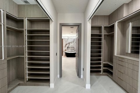 Touwnhouse à vendre à Davie, Floride: 6 chambres № 1973262 - photo 18