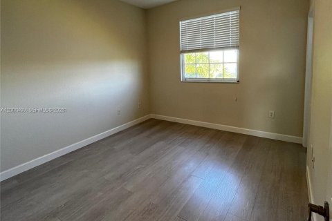 Townhouse in Cutler Bay, Florida 3 bedrooms, 123.1 sq.m. № 2067633 - photo 20