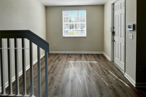 Townhouse in Cutler Bay, Florida 3 bedrooms, 123.1 sq.m. № 2067633 - photo 3