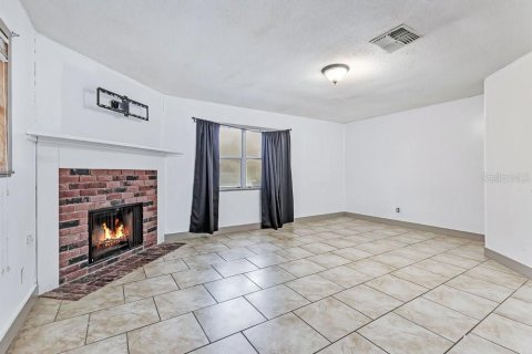 Villa ou maison à vendre à Winter Haven, Floride: 4 chambres, 186.18 m2 № 2309899 - photo 10