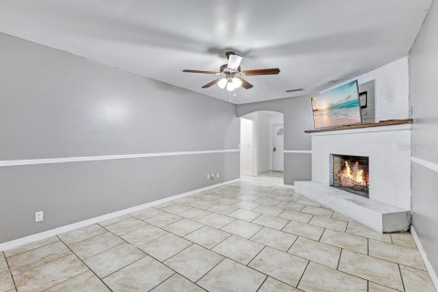 Villa ou maison à vendre à Winter Haven, Floride: 4 chambres, 186.18 m2 № 2309899 - photo 3