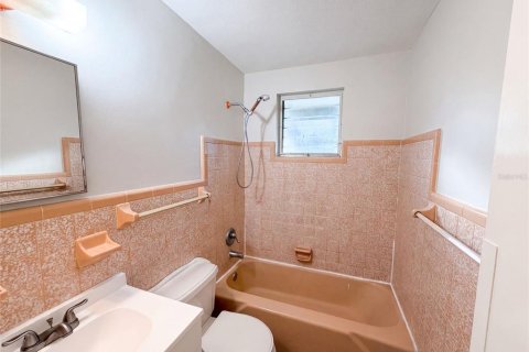 Купить виллу или дом в Холли Хилл, Флорида 3 комнаты, 110.93м2, № 2209550 - фото 14