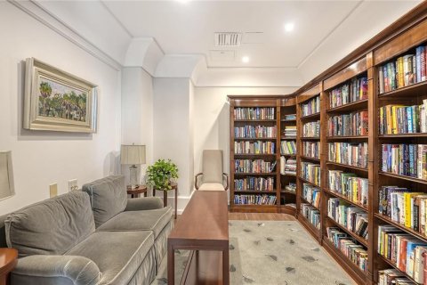Купить кондоминиум в Сарасота, Флорида 5 комнат, 87.7м2, № 1881252 - фото 10